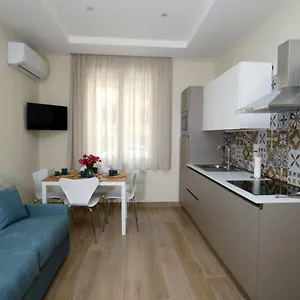 Salotto Vomero 7 Appartamento
